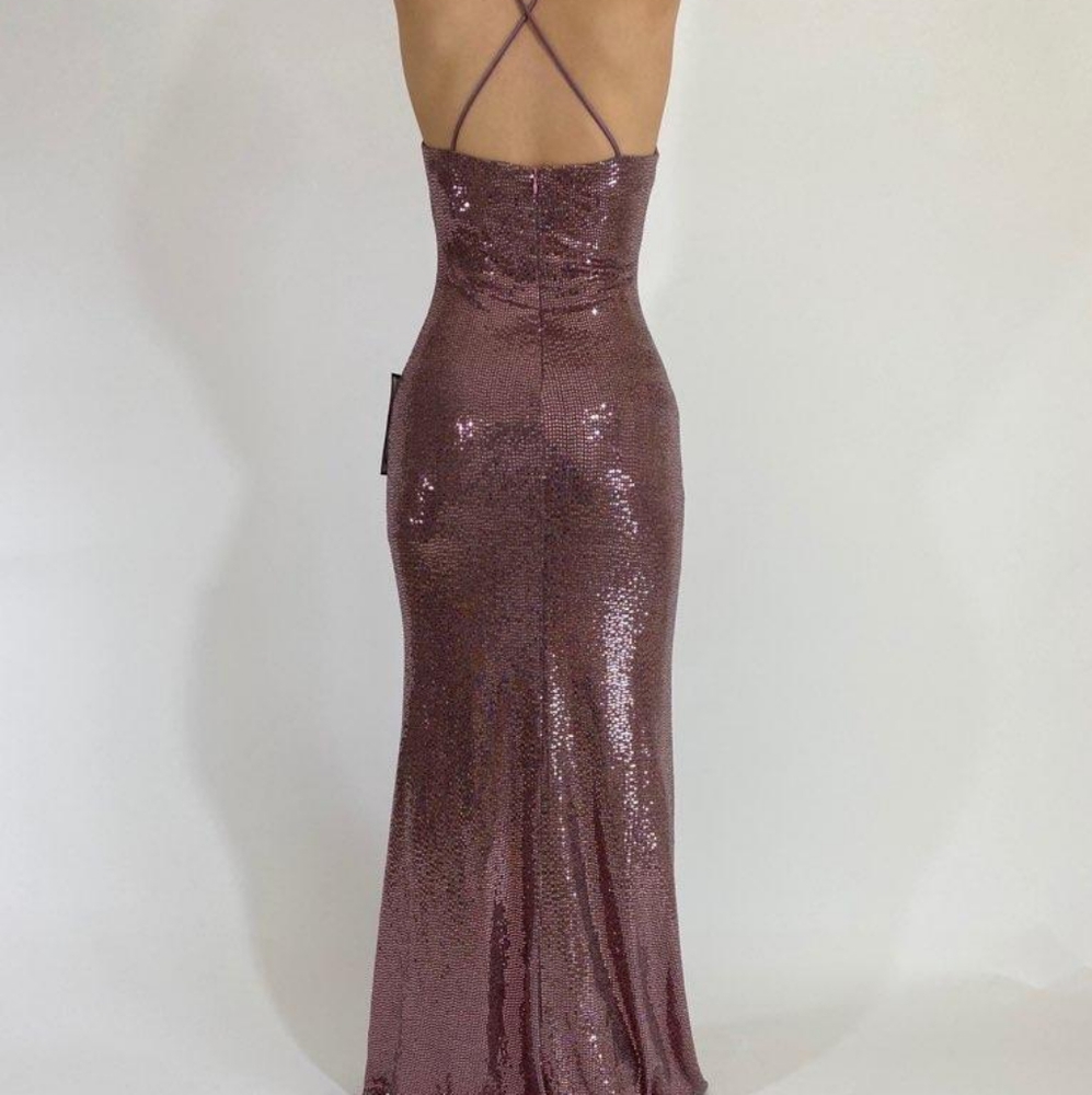 Prom dress - Picture 2 of 2